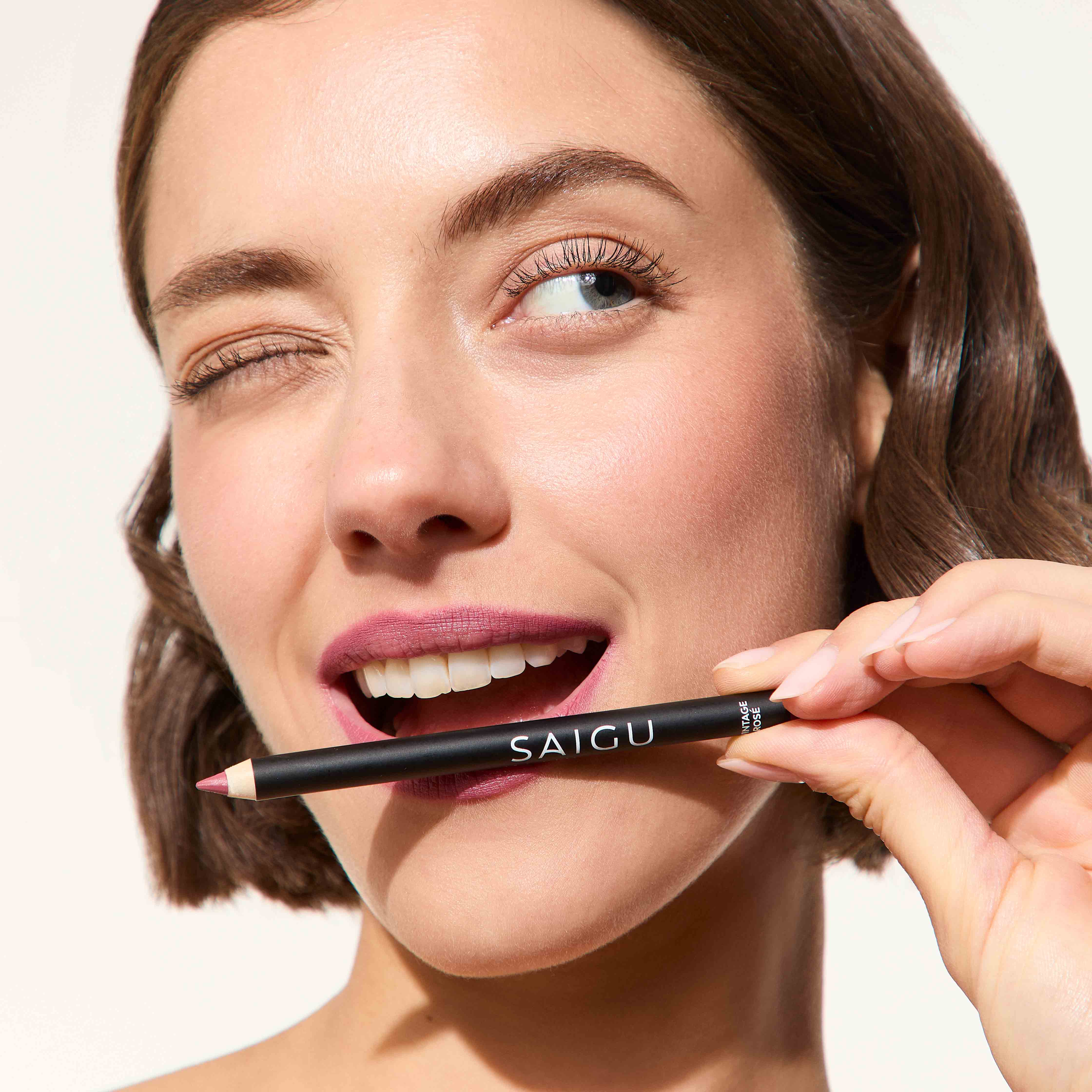 Lápiz de labios Perfilado Sedoso - Image 27