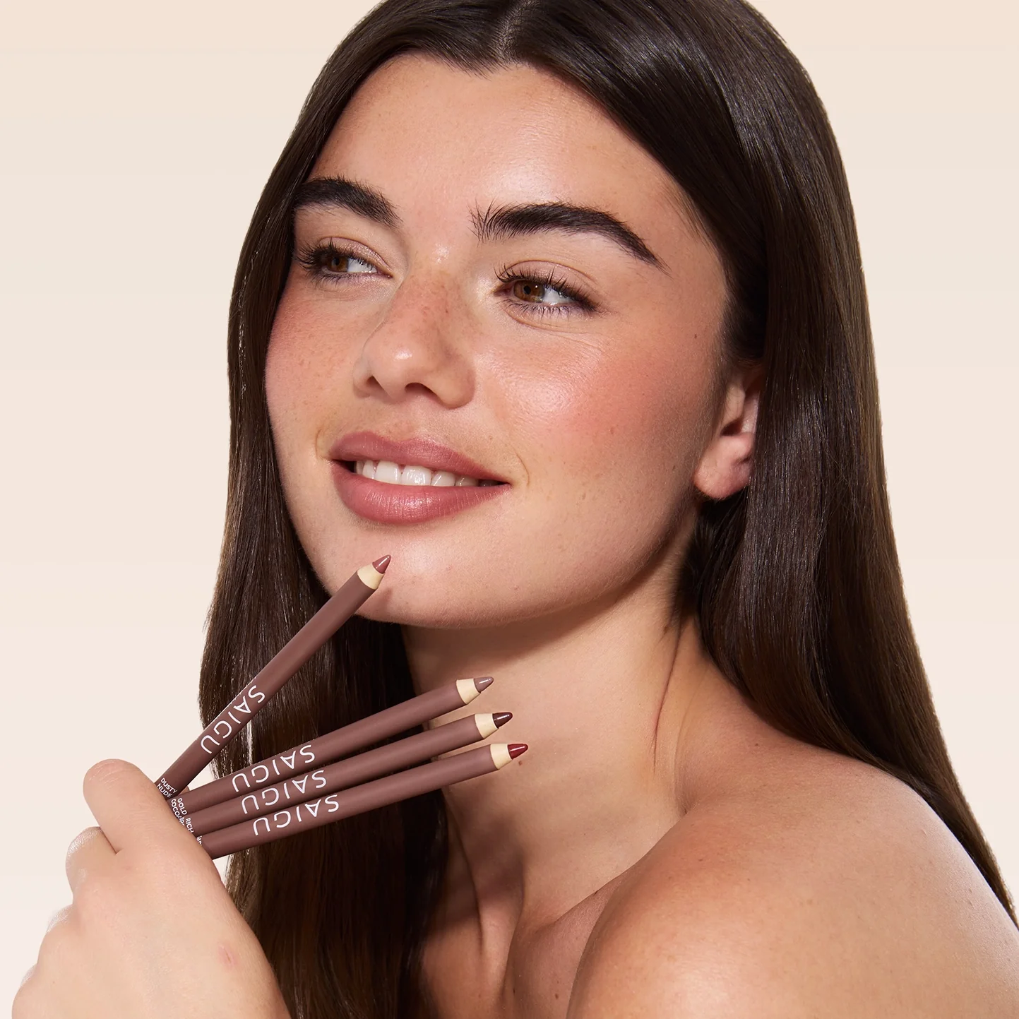 Lápiz de labios Perfilado Sedoso - Image 66