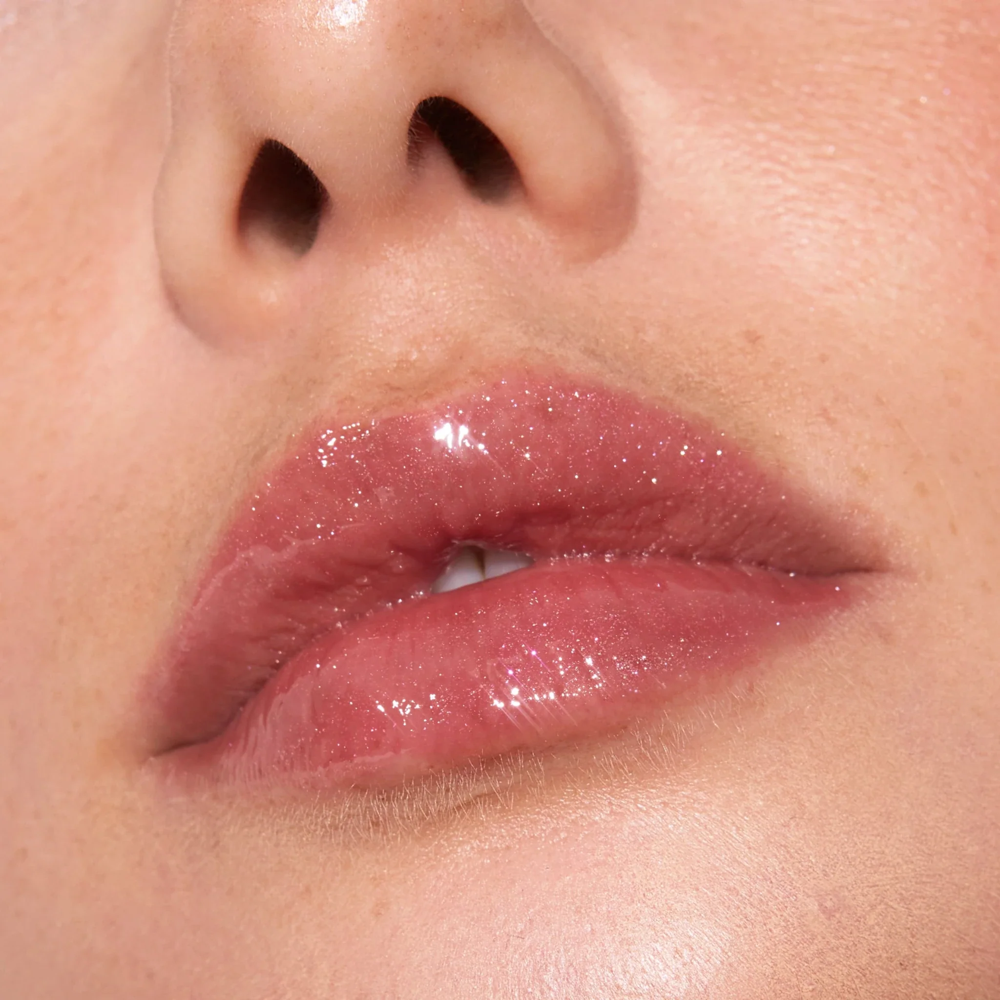 Lip Gloss Melting Plump - Image 59