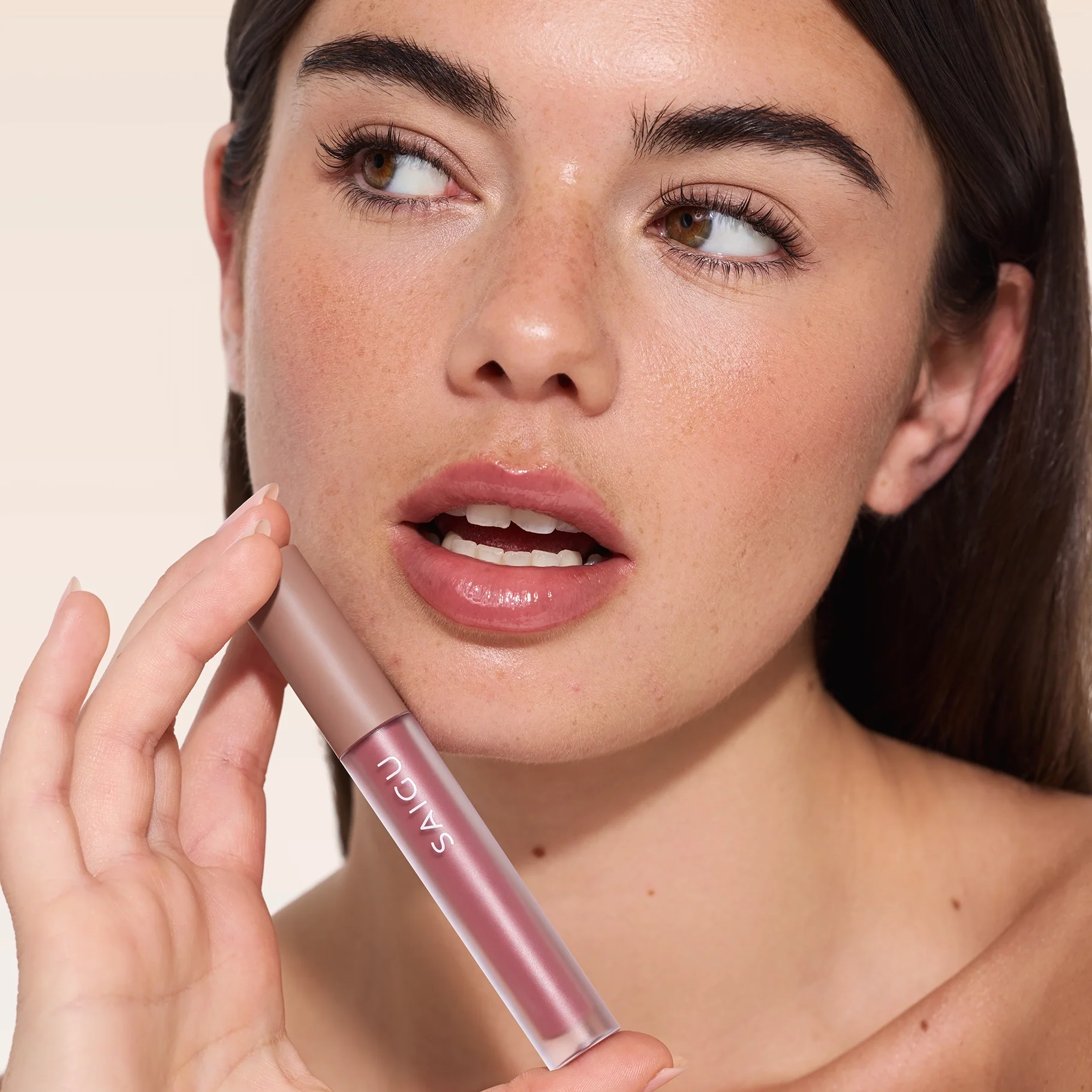 Lip Gloss Melting Plump - Image 9